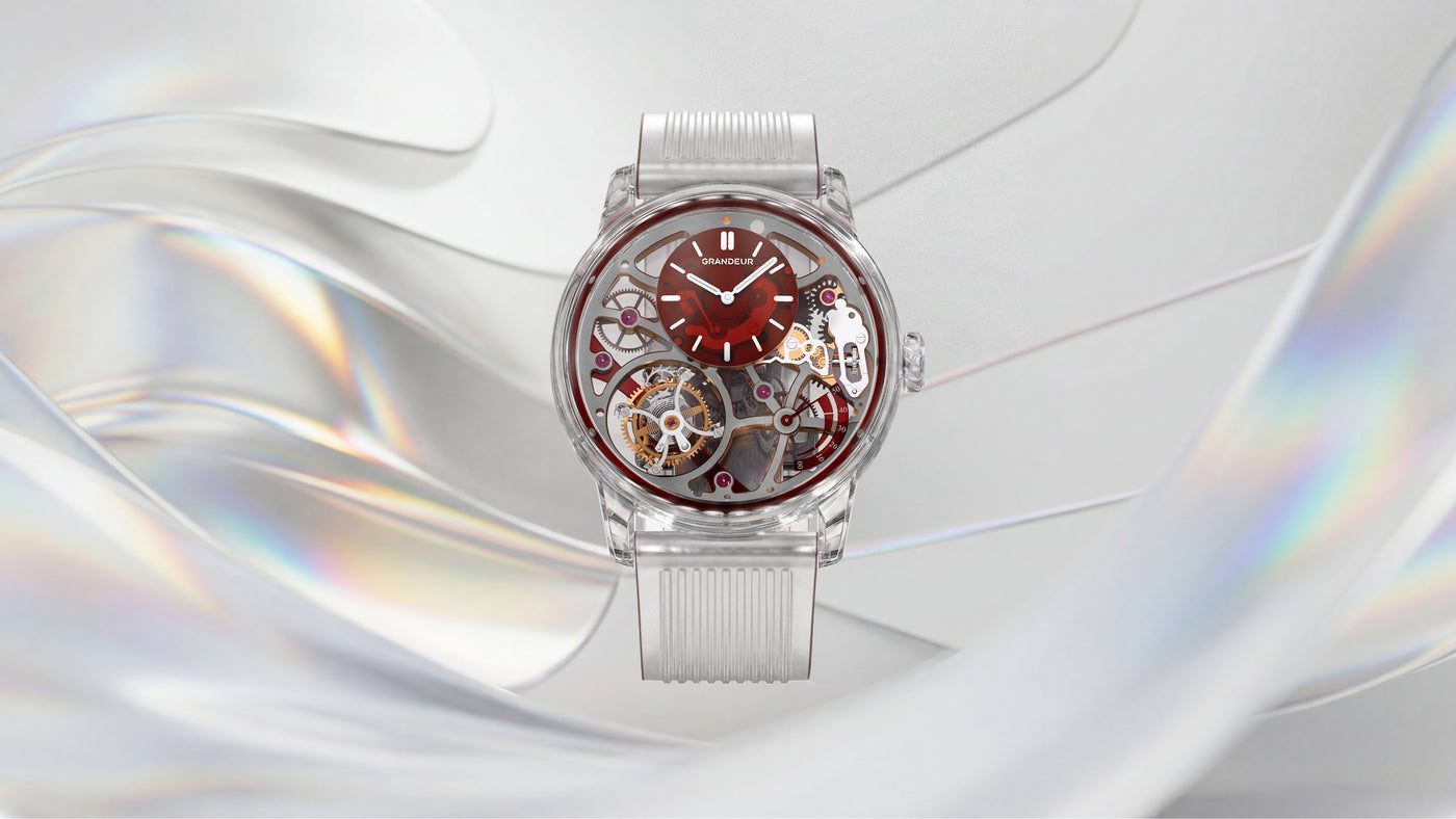 Transparent sapphire dial with luminous indices