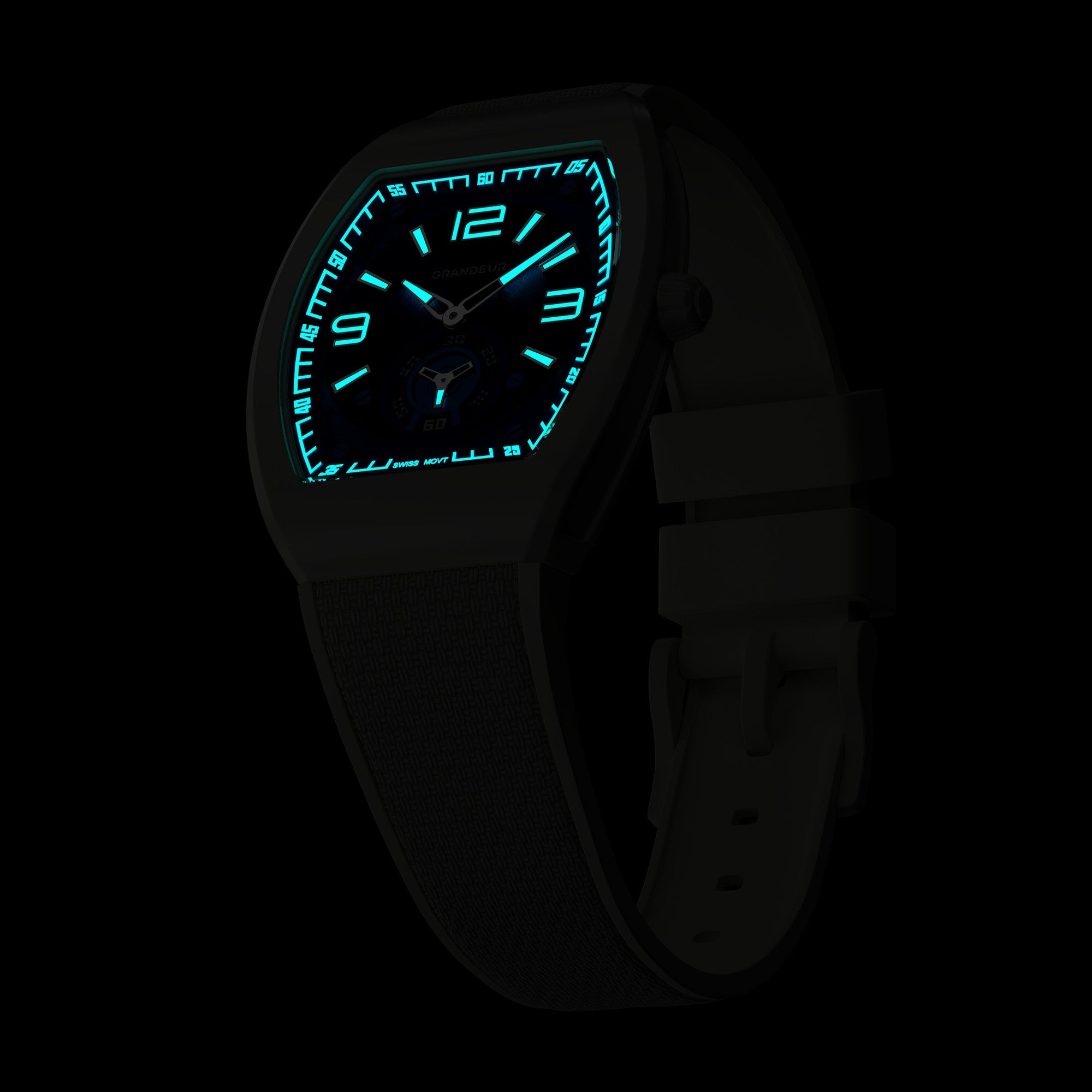 TorQ Quartz V2 Riviera — luminous dial