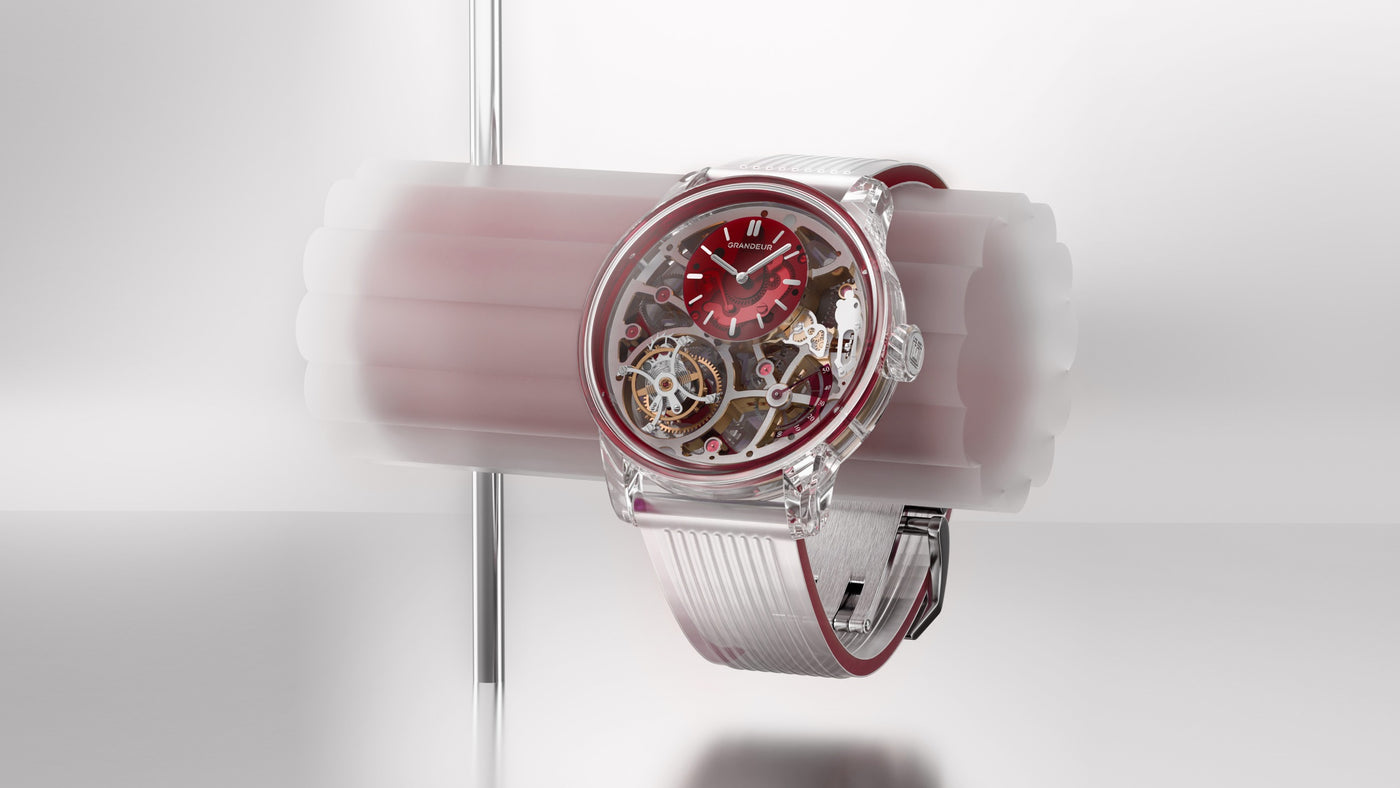 GRANDEUR Tilt — Ruby, three-quarter view